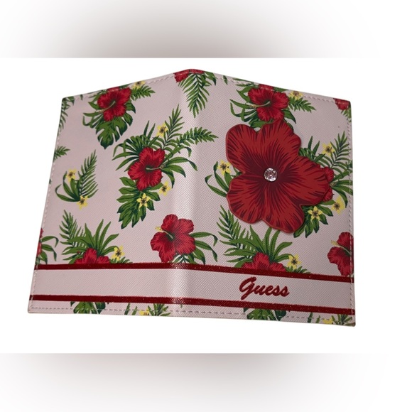 GUESS Tropical Passport Case - Picture 2 of 3